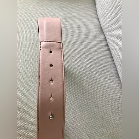 White House Black Market Leather Belt - Picture 6 of 10